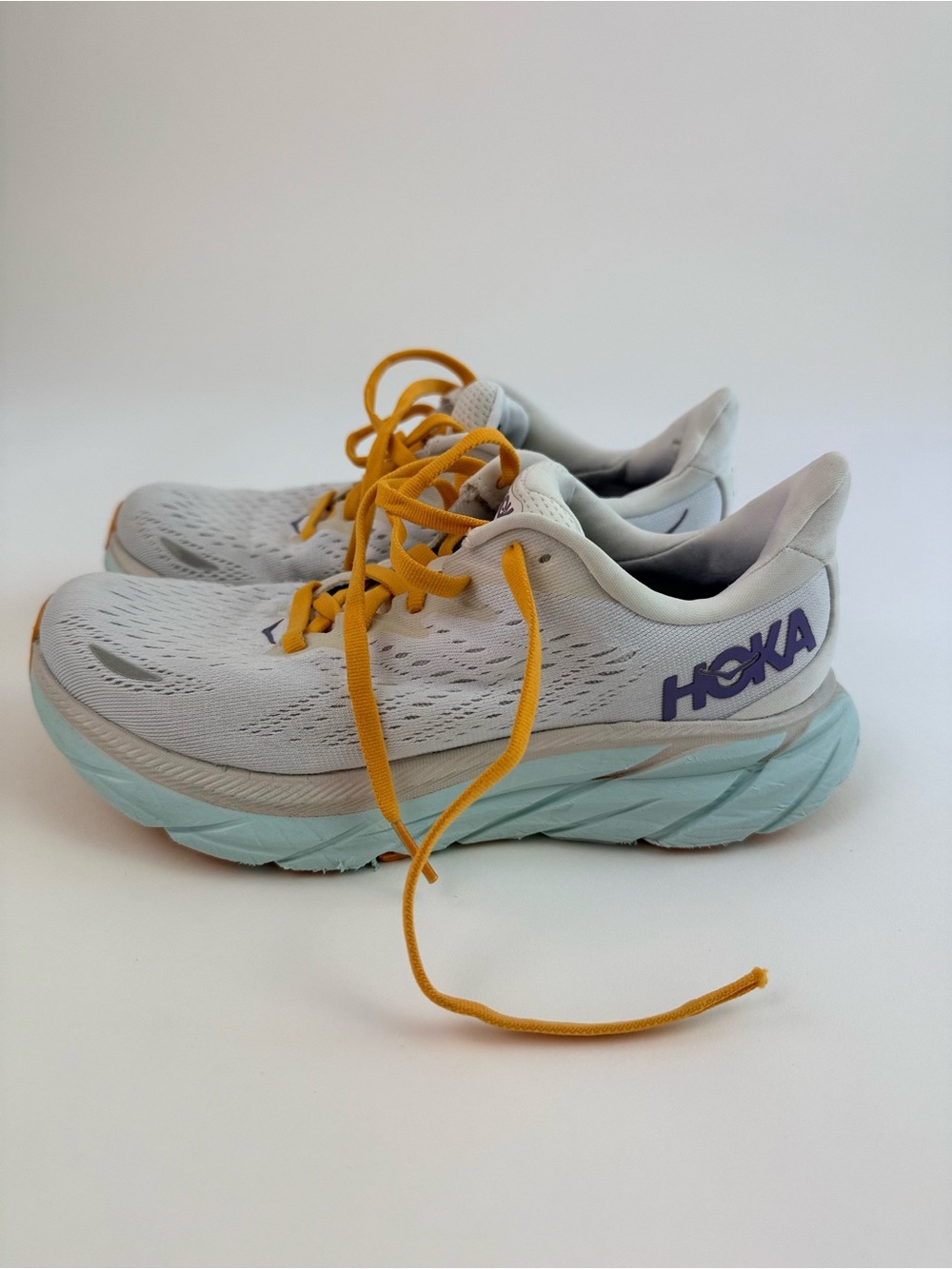 HOKA Women's Clifton 8 Blanc De Blanc sz 6D